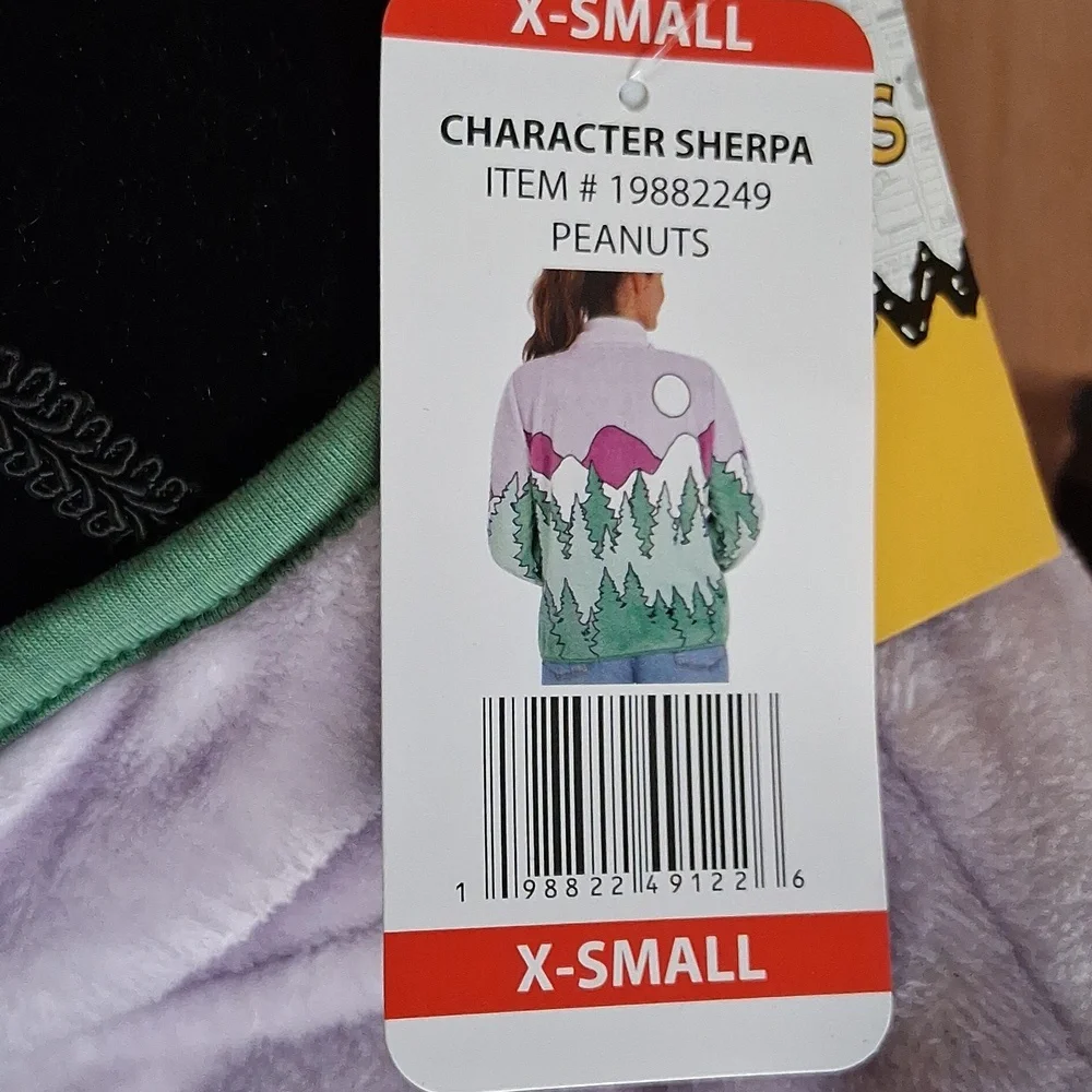 Peanuts Snoopy Size XS Character Sherpa Scenic Jacket Zip Up with Pockets NWT - Picture 2 of 7
